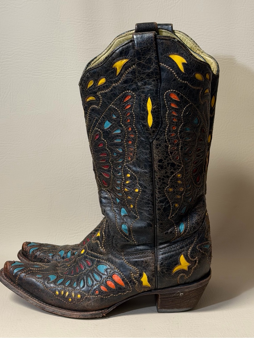 Corral Butterfly Inlay Boots
Women's 10M Brown Leather Sniptoe Sz 9.5